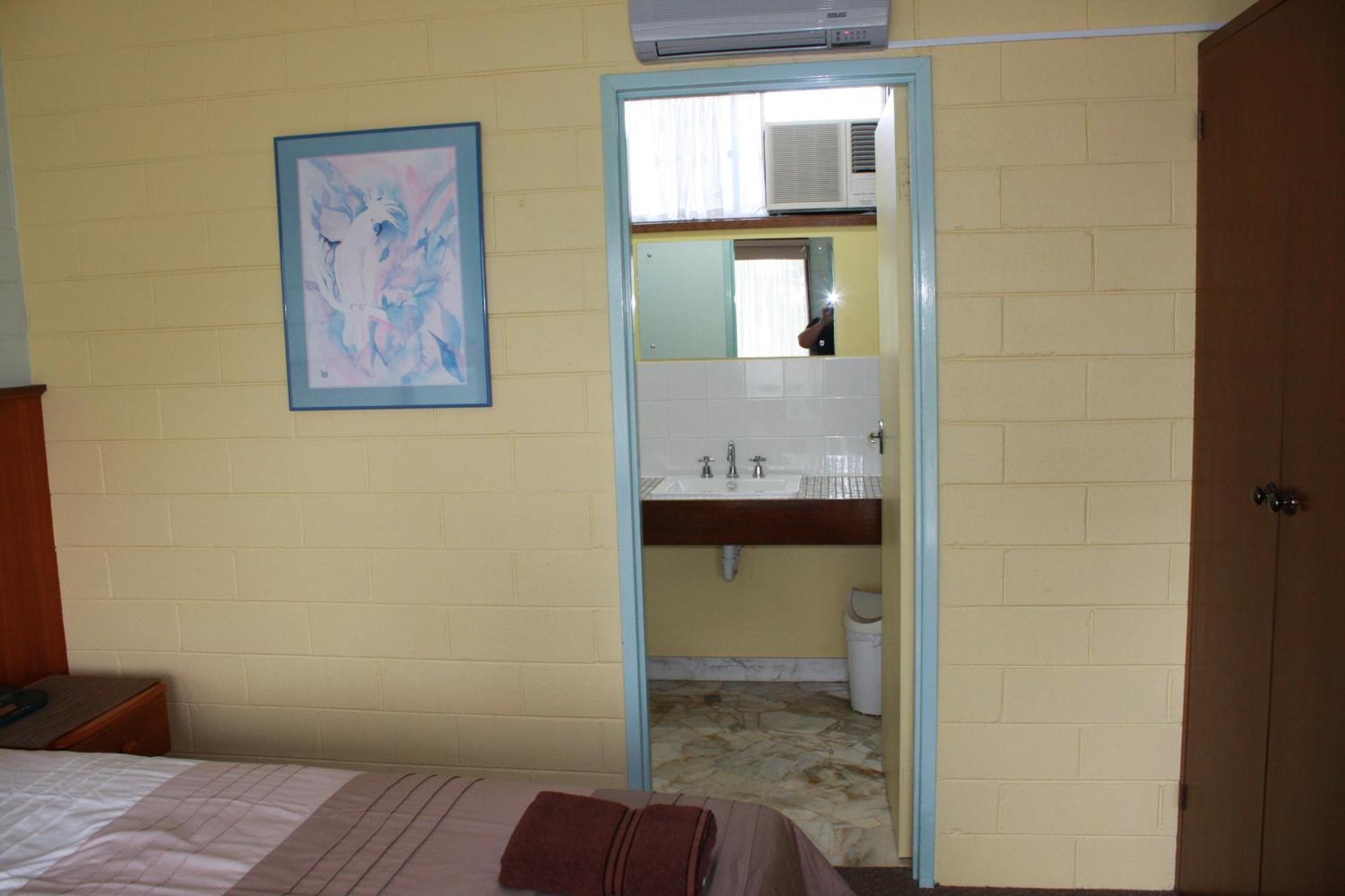Opal Motel Leongatha Bagian luar foto
