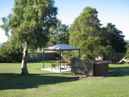 Opal Motel Leongatha Bagian luar foto